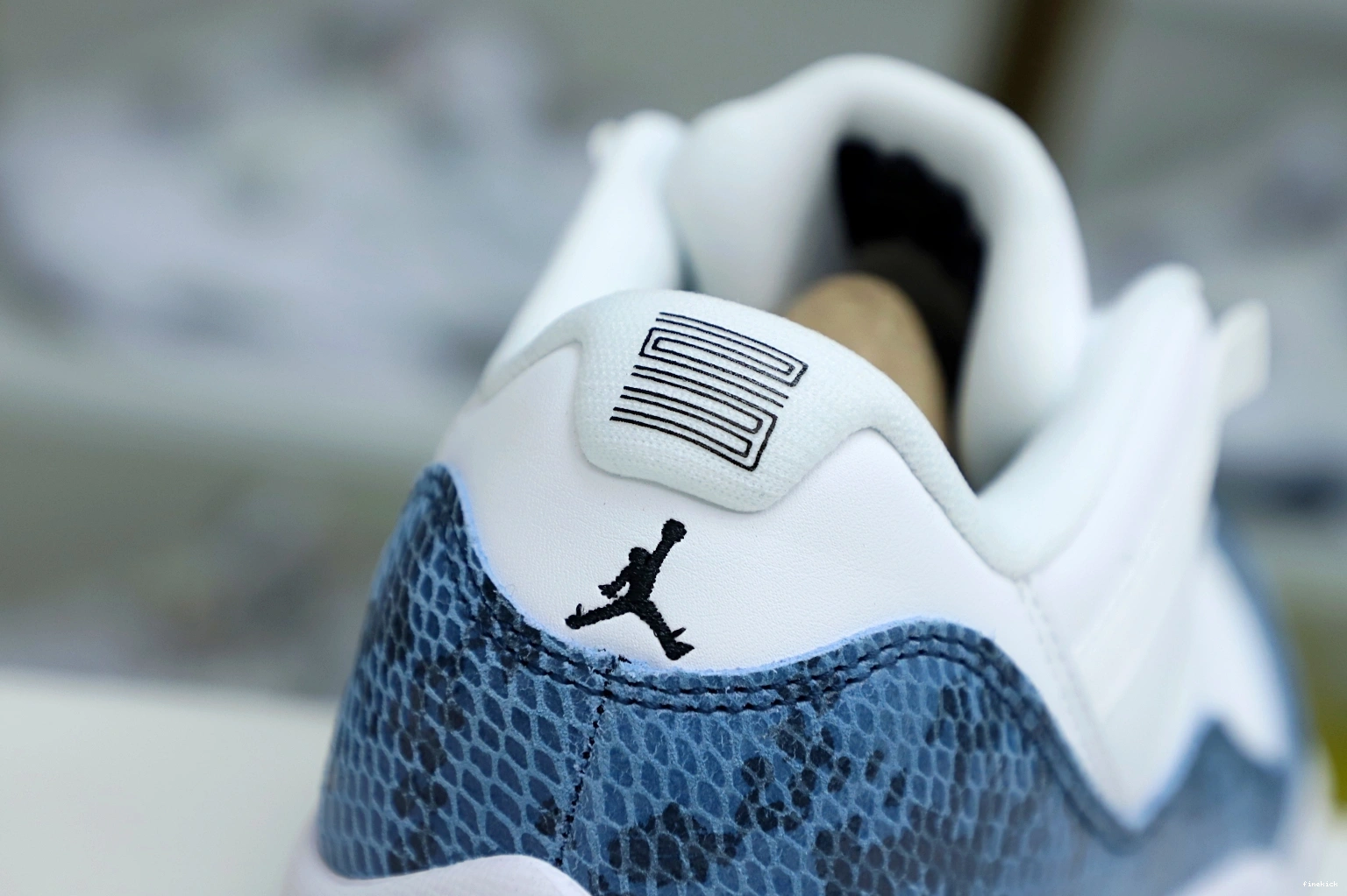 Jordan Jordan 11 “navy snakeskin” Air 0806